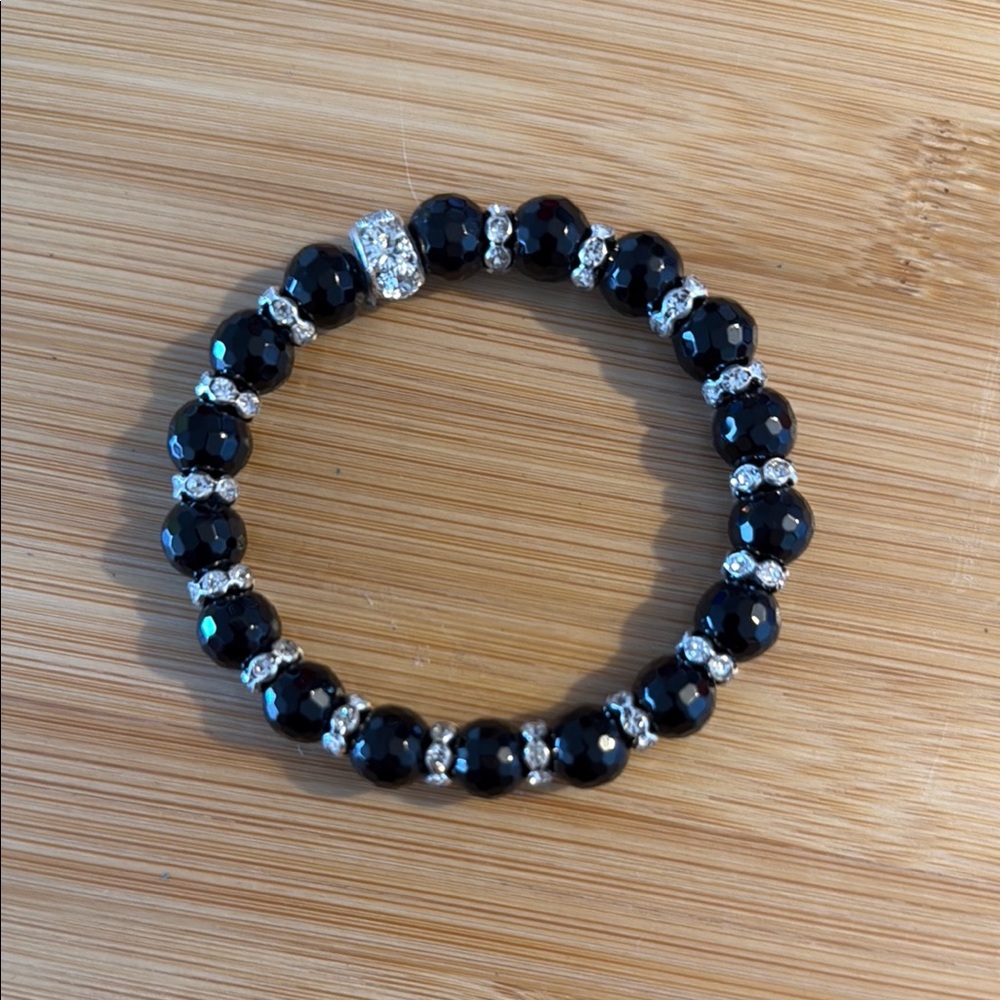 Elegant Black Beaded Bracelet